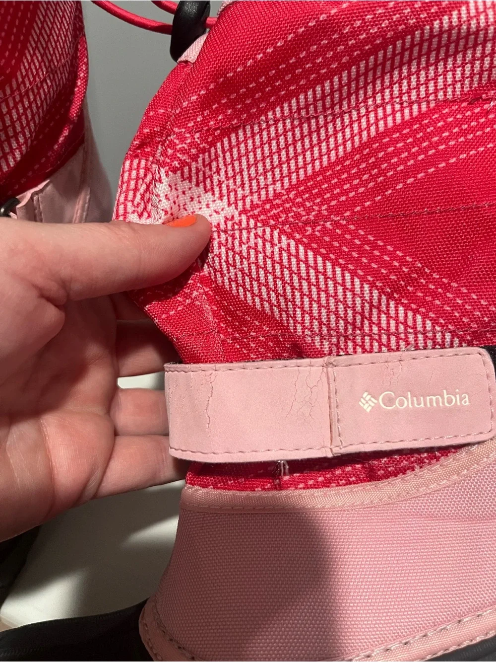 Columbia Girls Kids Size 3  Waterproof Winter Snow Boots Pink & Gray